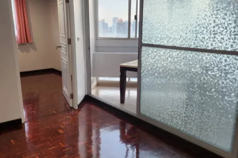 Duplex in Watthana, Bangkok, Thailand 2 Schlafzimmer № 216307 - Foto 6
