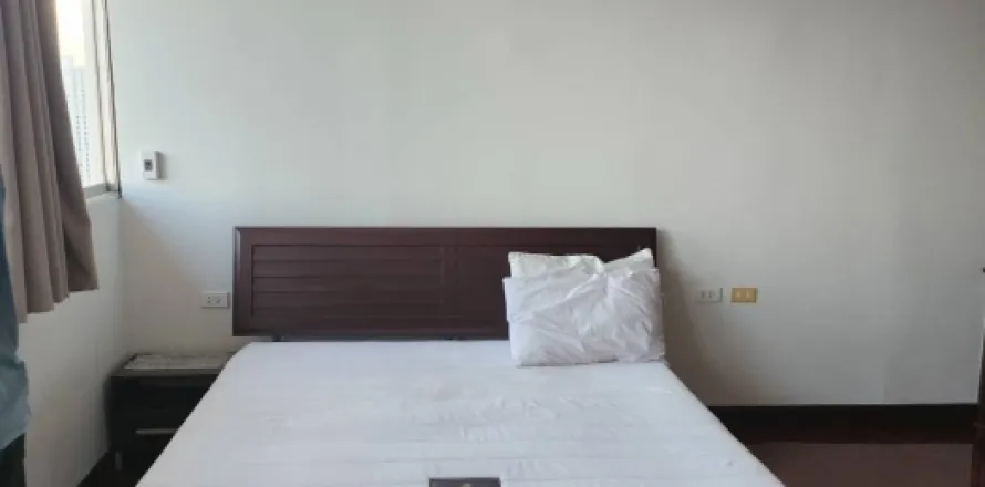 Duplex in Watthana, Bangkok, Thailand 2 Schlafzimmer № 216307