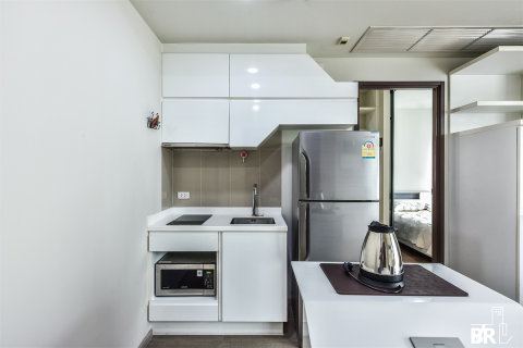 Condo in Bangkok, Thailand, 1 bedroom  № 184816 - photo 5