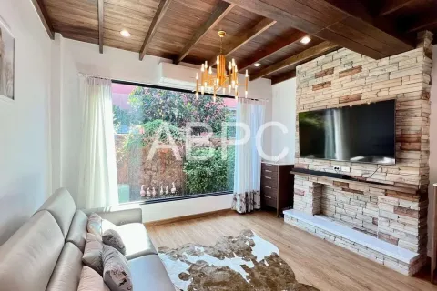 Casa de 3 dormitorios en Pattaya, Tailandia № 212114 - foto 10