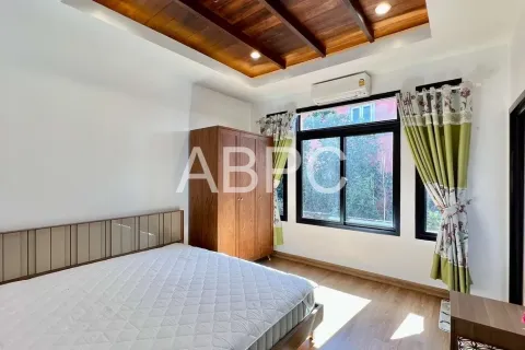 Casa de 3 dormitorios en Pattaya, Tailandia № 212114 - foto 3