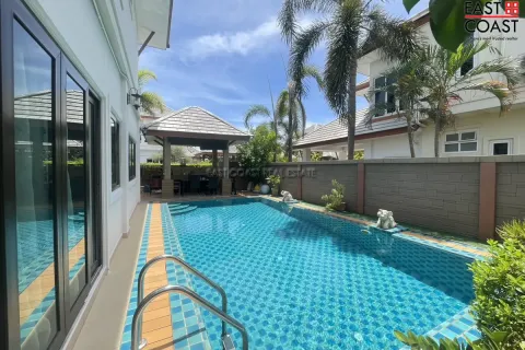 Casa de 3 dormitorios en Pattaya, Tailandia № 212308 - foto 3