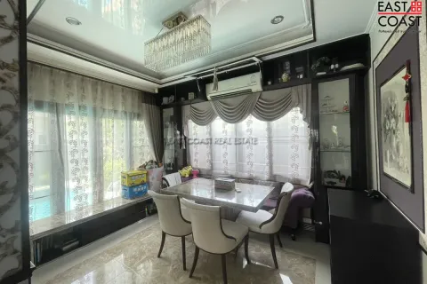 Casa de 3 dormitorios en Pattaya, Tailandia № 212308 - foto 12