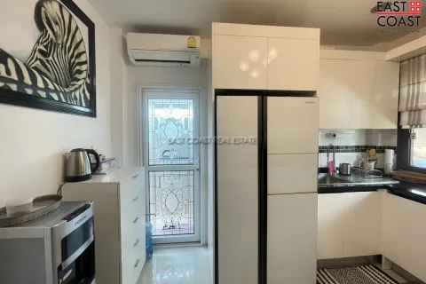 Casa de 3 dormitorios en Pattaya, Tailandia № 212308 - foto 6