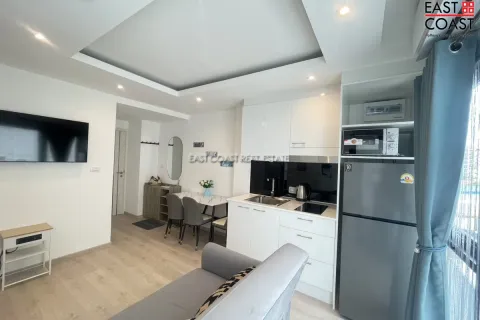 Condo in Pattaya, Thailand, 2 bedrooms  № 212304