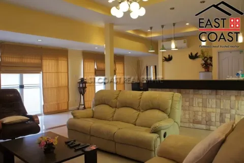 House on Jomtien Beach, Pattaya, Thailand 3 bedrooms № 212306
