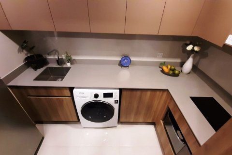 Condo in Watthana, Bangkok, Thailand, 2 bedrooms  № 158666 - photo 19