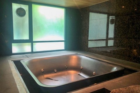 Studio in the Condo in Khlong Toei, Bangkok, Thailand  № 158665 - photo 14