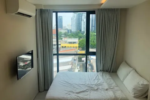 Studio in the Condo in Khlong Toei, Bangkok, Thailand  № 158665 - photo 6