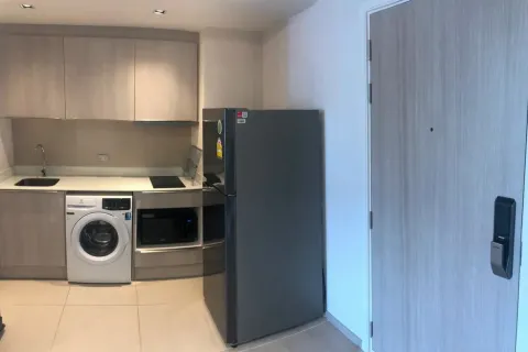 Studio in the Condo in Khlong Toei, Bangkok, Thailand  № 158665 - photo 5