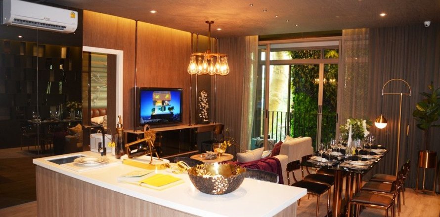 Studio in the Condo in Watthana, Bangkok, Thailand  № 158670