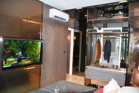 Studio in the Condo in Watthana, Bangkok, Thailand  № 158670 - photo 11