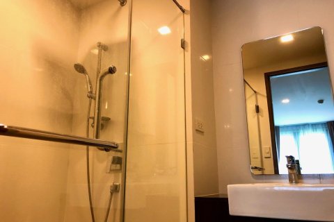 Studio in the Condo in Khlong Toei, Bangkok, Thailand  № 158667 - photo 11