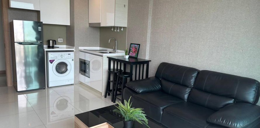 Квартира в Паттайе, Таиланд с 2 комнатами № 205844