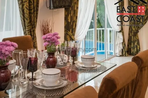 Casa de 3 dormitorios en Pattaya, Tailandia № 213409 - foto 10