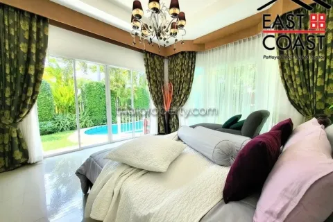 Casa de 3 dormitorios en Pattaya, Tailandia № 213409 - foto 18