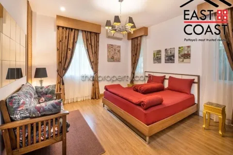 Casa de 3 dormitorios en Pattaya, Tailandia № 213409 - foto 11