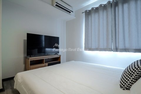 Condo in Bang Lamung, Thailand, 2 bedrooms № 154607 - photo 12