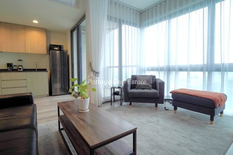 Condo in Bang Lamung, Thailand, 2 bedrooms № 154607 - photo 2