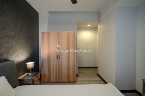 Condo in Bang Lamung, Thailand, 2 bedrooms № 154607 - photo 13