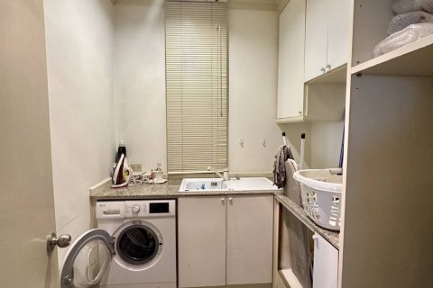 Кондоминиум с 2 спальнями в Кхлонг Сане, Бангкок, Таиланд № 154610 - фото 8