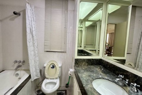 Кондоминиум с 2 спальнями в Кхлонг Сане, Бангкок, Таиланд № 154610 - фото 6