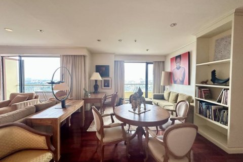 Кондоминиум с 2 спальнями в Кхлонг Сане, Бангкок, Таиланд № 154610 - фото 2