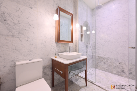 Кондоминиум с 2 спальнями в Бангкоке, Таиланд № 187949 - фото 2