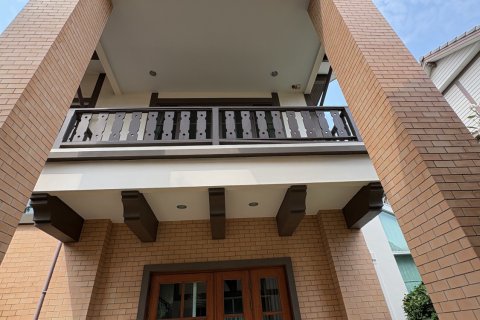 Дом в Лат Пхрау, Бангкок, Таиланд с 5 спальнями  № 144825 - фото 11