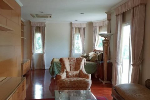 Вилла в Минбури, Бангкок, Таиланд с 4 спальнями  № 144824 - фото 9