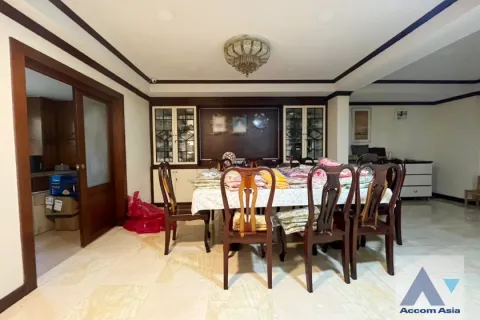 Haus in Watthana, Bangkok, Thailand 4 Schlafzimmer № 216521 - Foto 4