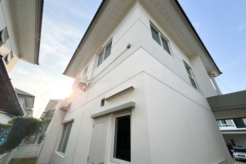 Дом в Самутпракане, Таиланд с 4 спальнями  № 167679 - фото 12