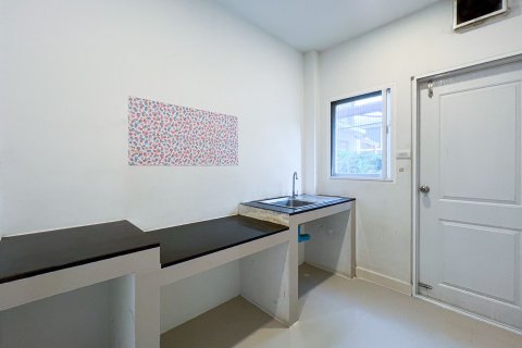 Дом в Самутпракане, Таиланд с 4 спальнями  № 167679 - фото 20