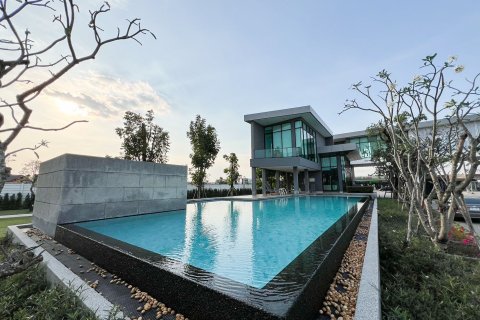 Дом в Самутпракане, Таиланд с 4 спальнями  № 167679 - фото 14