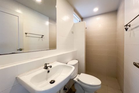 Дом в Самутпракане, Таиланд с 4 спальнями  № 167679 - фото 23