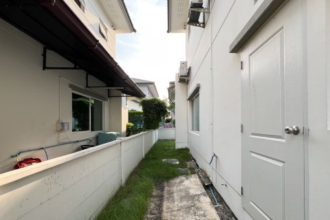 Дом в Самутпракане, Таиланд с 4 спальнями  № 167679 - фото 29