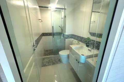 Condo in Pattaya, Thailand, 2 bedrooms  № 152623 - photo 15