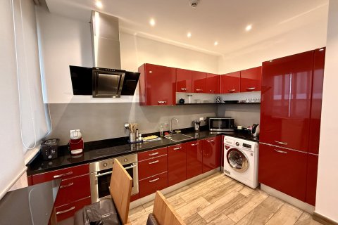 Condo in Pattaya, Thailand, 4 bedrooms  № 152626 - photo 3