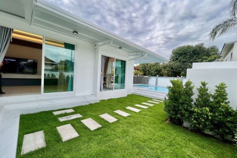 House in Pattaya, Thailand 3 bedrooms № 152625 - photo 8