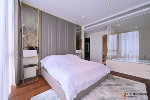 Condo in Bangkok, Thailand, 3 bedrooms № 184462 - photo 4