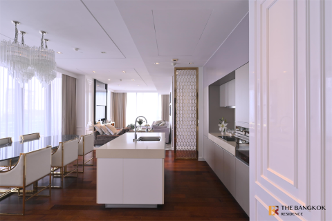 Condo in Bangkok, Thailand, 3 bedrooms № 184462 - photo 5