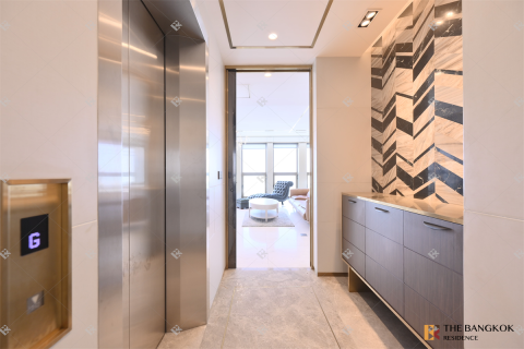 Condo in Bangkok, Thailand, 2 bedrooms № 184464 - photo 9