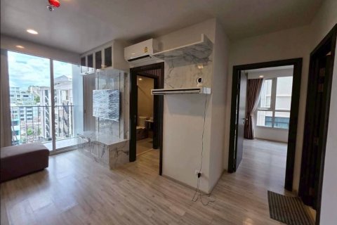 Condo à Din Daeng, Bangkok, Thaïlande, 2 chambres  № 173123