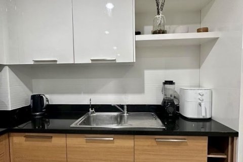 Condo in Phuket, Thailand, 3 bedrooms  № 173120 - photo 9