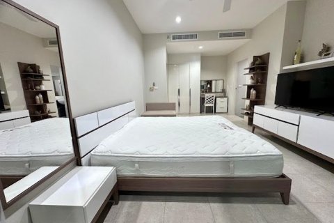 Condo in Phuket, Thailand, 3 bedrooms  № 173120 - photo 18