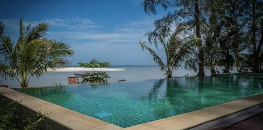 Hôtel à Surat Thani, Thaïlande № 134592