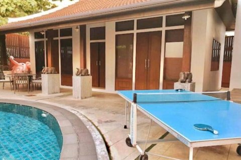 House in Bangkok, Thailand 5 bedrooms № 157545 - photo 15