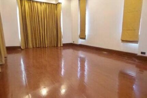 House in Bangkok, Thailand 5 bedrooms № 157545 - photo 5
