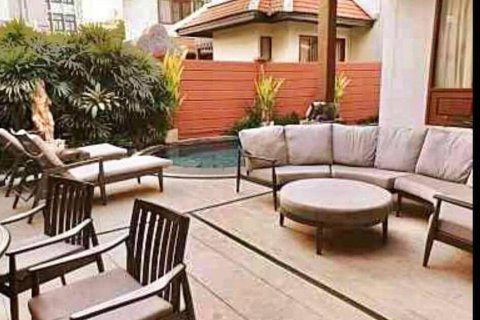 House in Bangkok, Thailand 5 bedrooms № 157545 - photo 12