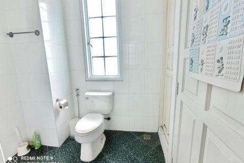 House in Bangkok, Thailand 5 bedrooms № 157543 - photo 7